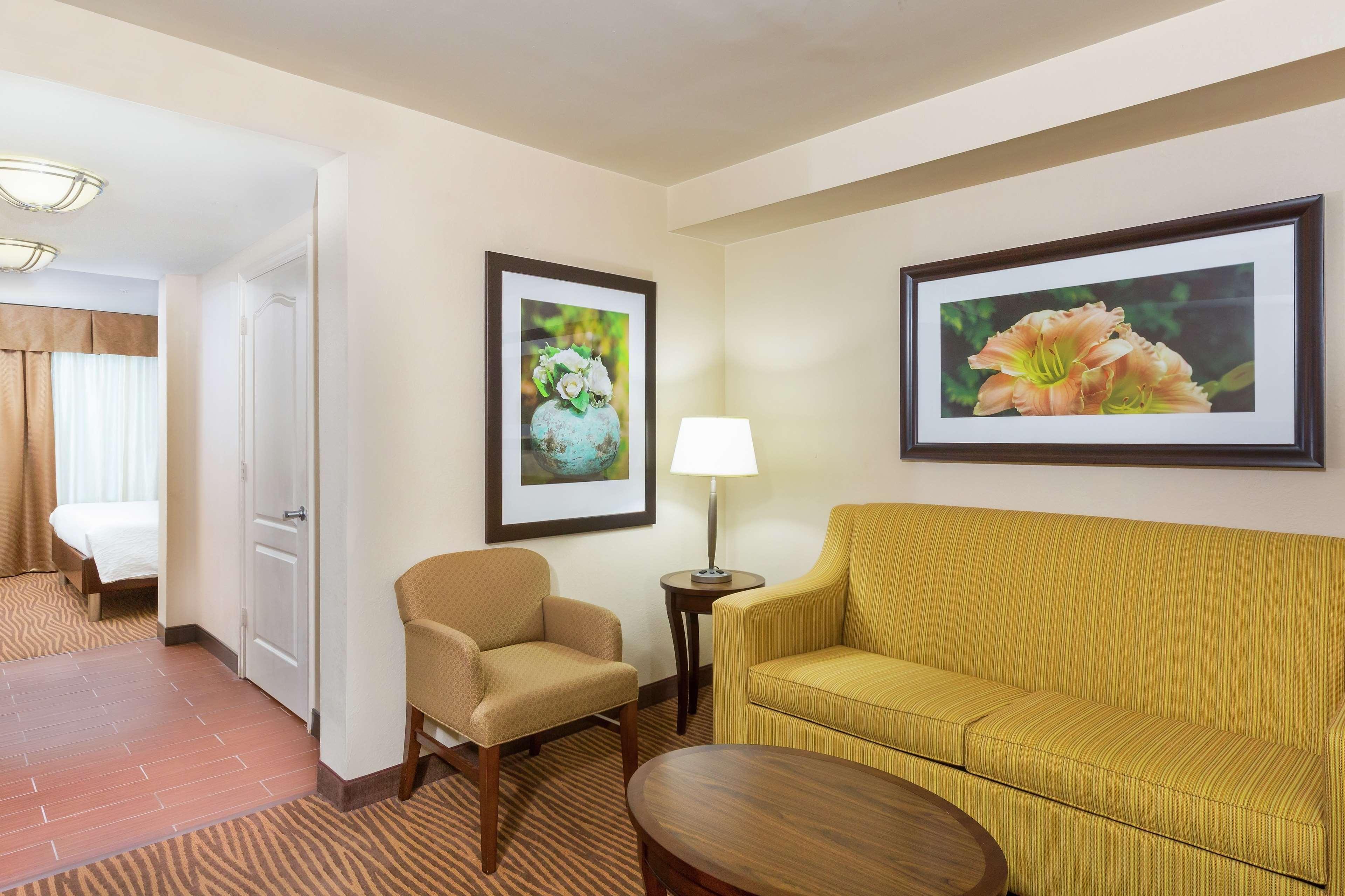 Hilton Garden Inn Fort Myers Exterior foto