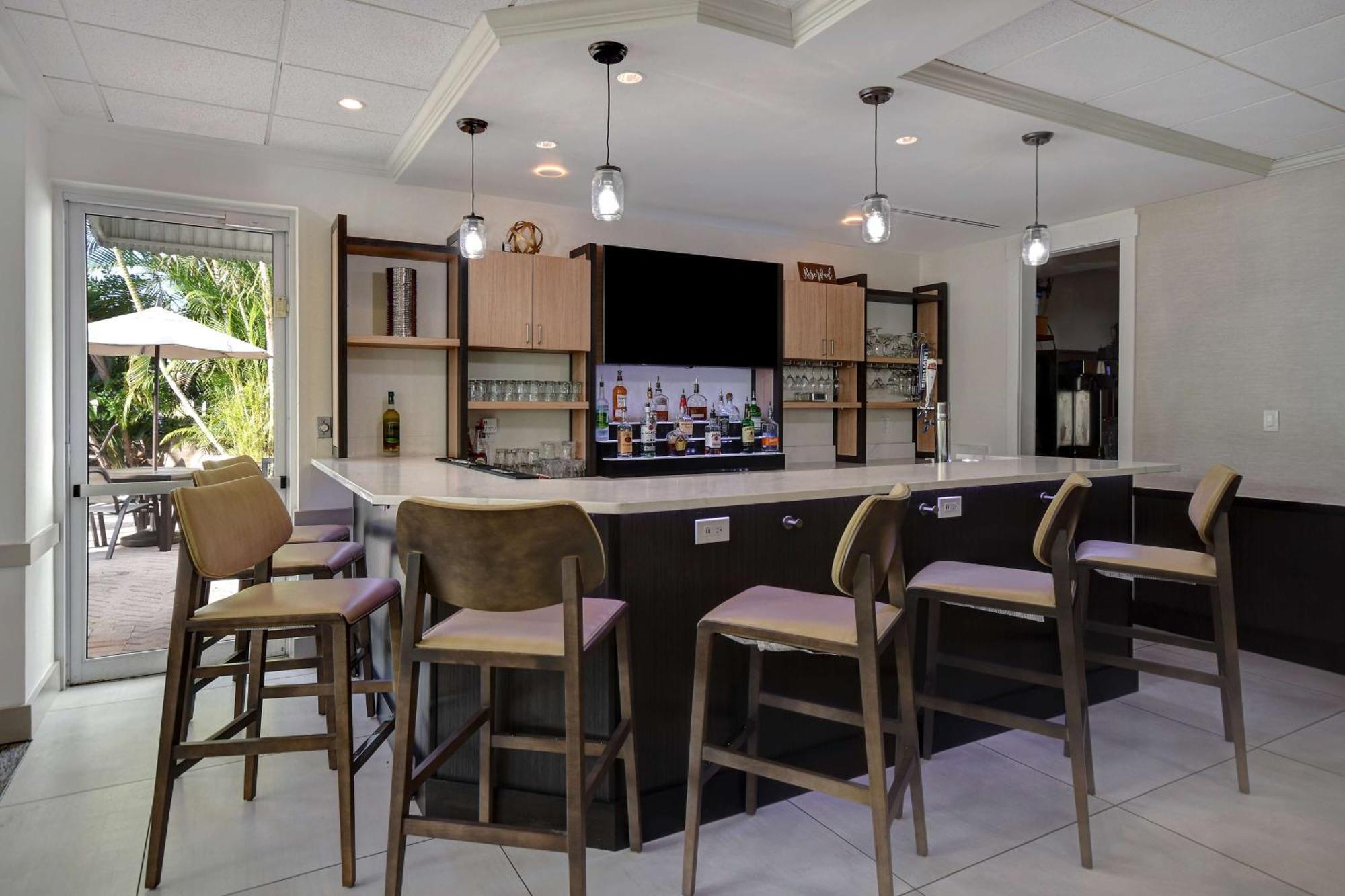 Hilton Garden Inn Fort Myers Exterior foto